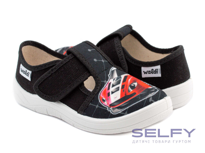 Гриша 24-30 черный, красная машина, Фото 1