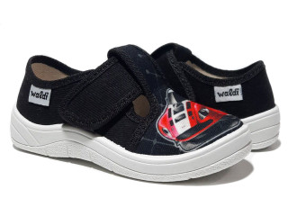 Гріша 25-30 чорний, червона машина