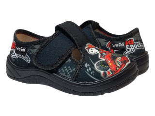 Гриша 24-30 черный. черная подошва, Snoopy