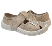 Маша 24-30 песочная, бежевая подошва, цветы.