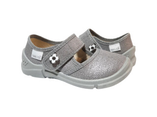 Laura 26-32 сіра, сіра підошва, брошка квітка, 28 i 29 подвоєні