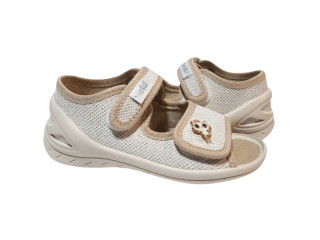 Єва 23-30 бежева, бежева підошва, брошка котик