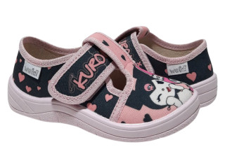 Галя 24-30 рожева, рожева підошва, Куромі vs Мелоді по-розмірно